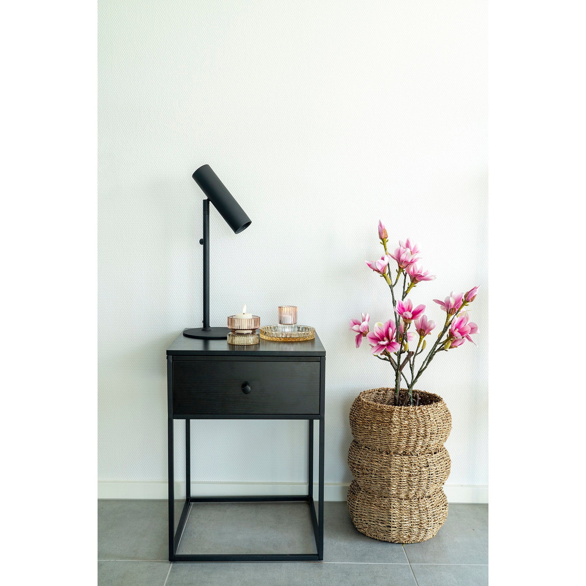Vita bijzettafel 40x40x55 cm