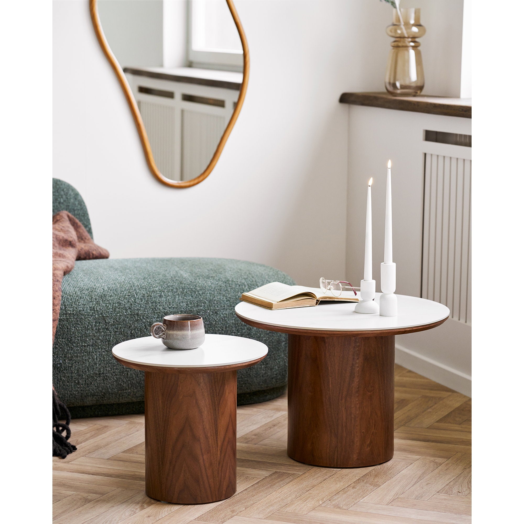 Noli salontafel, ceramic table top/ash veneer, white/dark brown ø60x42 cm
